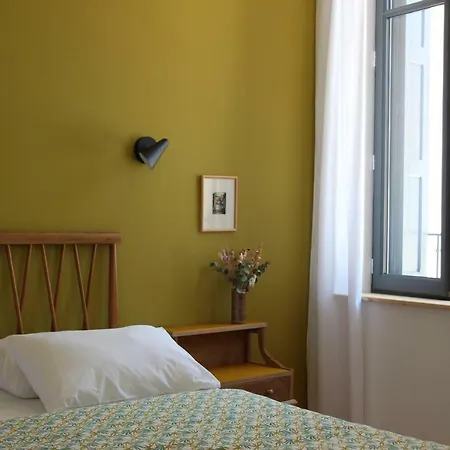 Bed and breakfast Midi03 3*